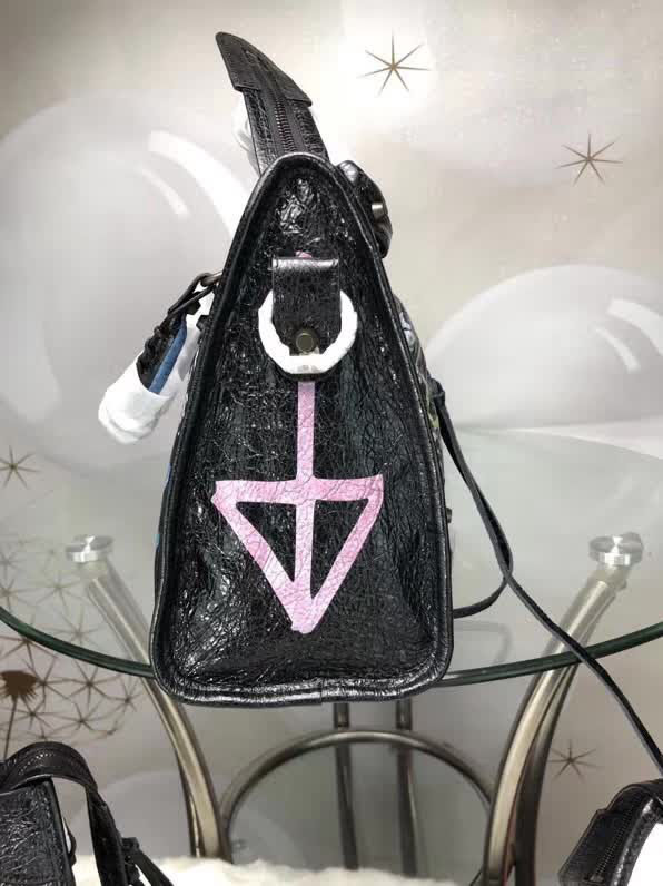 BALENCIAG巴黎世家 歐洲水貨 Balenciaga city小黑釘 限量 原廠爆裂紋羊皮黑白塗鴉  BL1057
